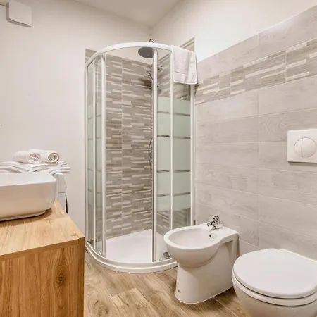 Apartament Santa Giulia - 3min Rogoredo - Self Check In Mediolan