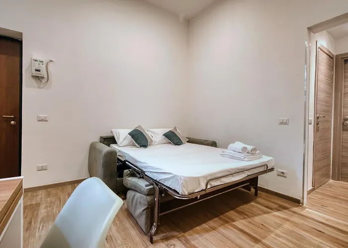 Santa Giulia Suite - 3Min Rogoredo - Self Check In * Mediolan